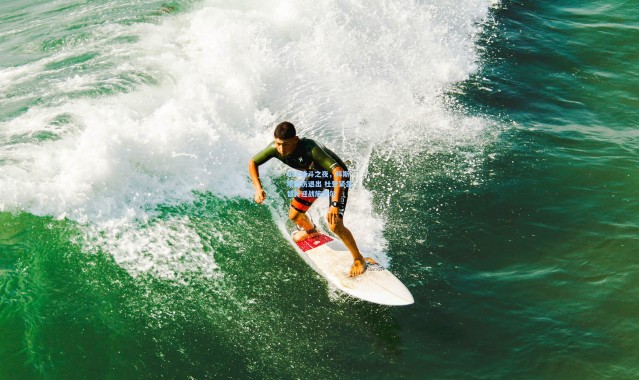 UFC格斗之夜，科斯塔因伤退出 杜登紧急替补迎战施奈尔