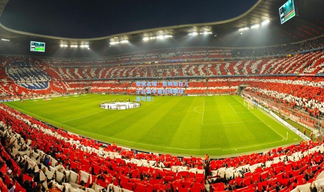 詹黑名嘴：詹姆斯在儿子比赛中暴扣博眼球 真可悲！